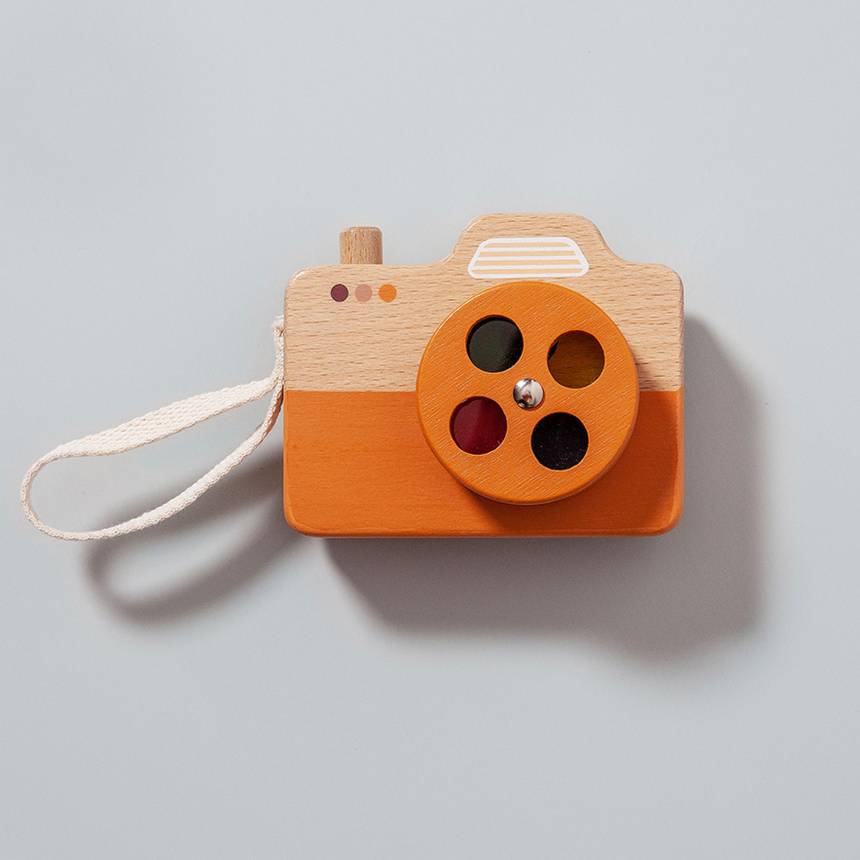 Wooden Camera -oranges