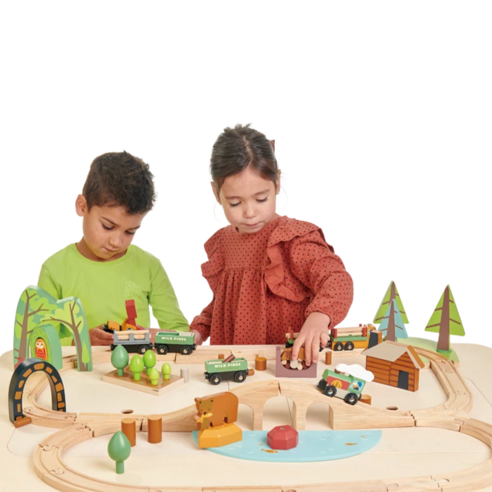 Wild Pines Train Set