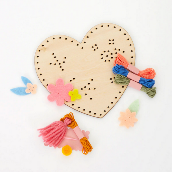 Heart Embroidery Kit 8yrs+