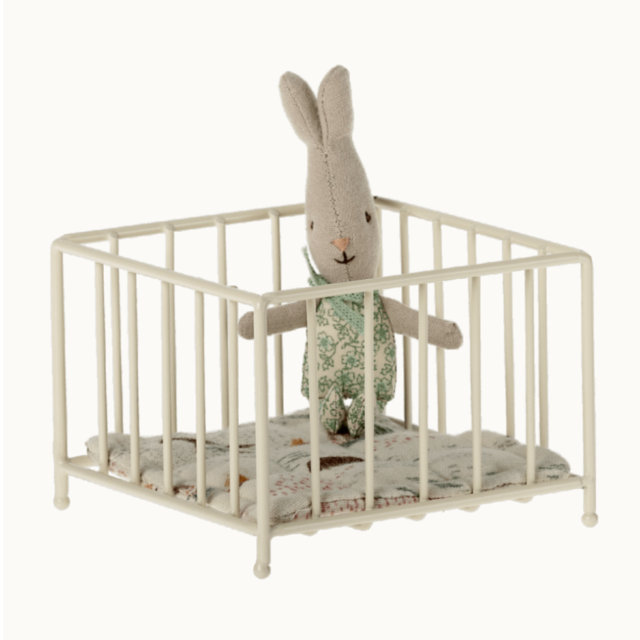 Playpen for MY Bunny and Mouse