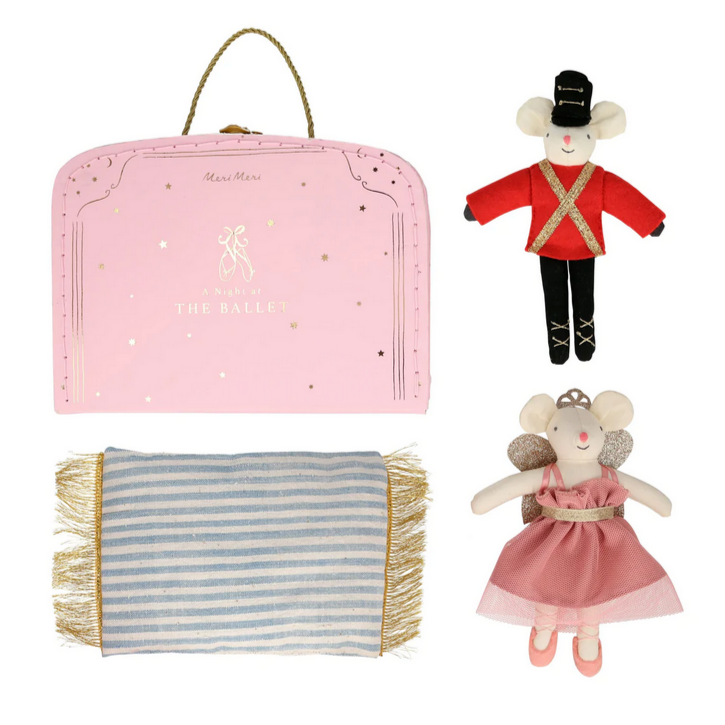 Theatre Suitcase & Ballet Dancer Dolls