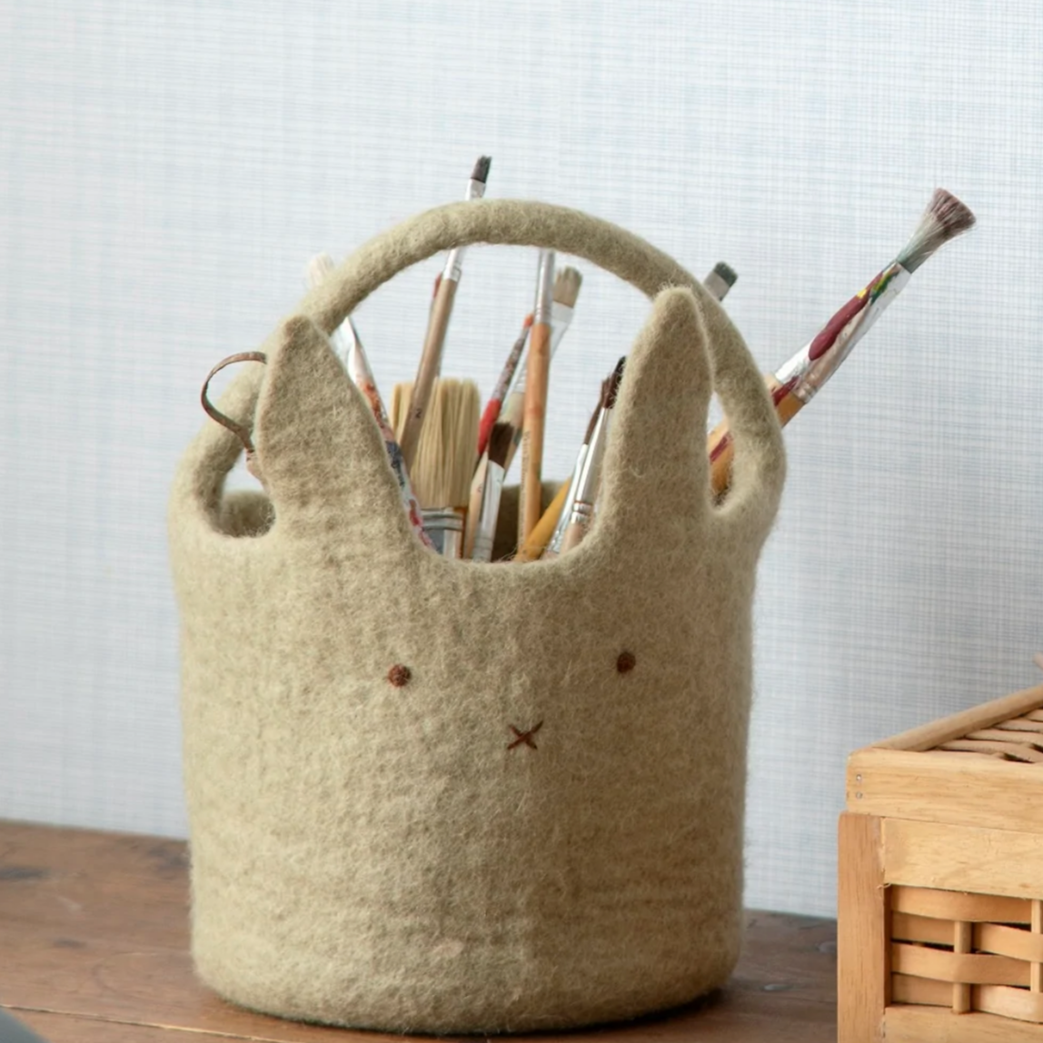 Felt Big Bunny Basket -dusty green