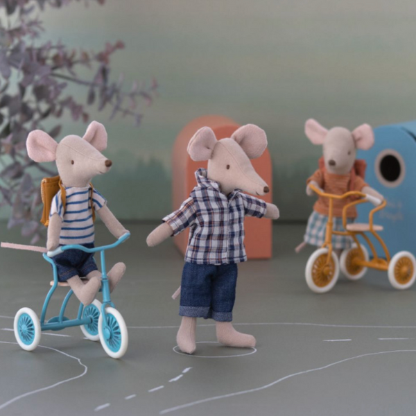Dad Mouse Clothes
