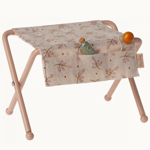 Nursery Table for baby mouse - rose